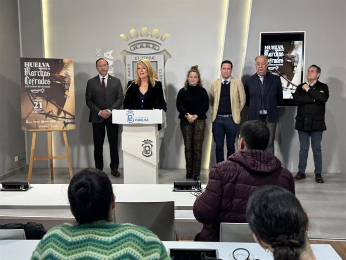 Presentación en el Ayuntamiento  de 'Huelva suena a marchas cofrades'.