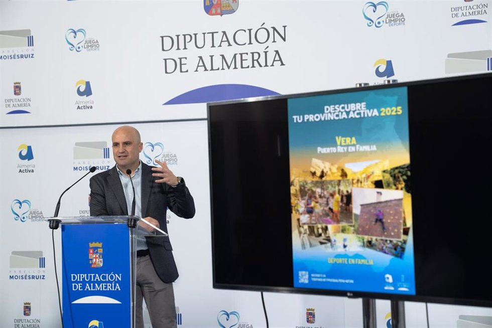 Presentación de la nueva edición del proyecto 'Descubre tu Provincia Activa' en Almería.