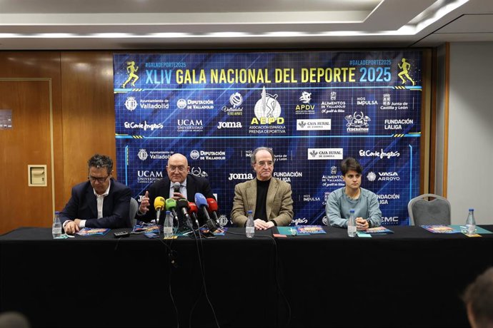 La marchadora María Pérez en la presentación de la XLIV Gala Nacional del Deporte de la Asociación  Española de la Prensa Deportiva (AEPD), que tendrá lugar este lunes en el Teatro Calderón de Valladolid.