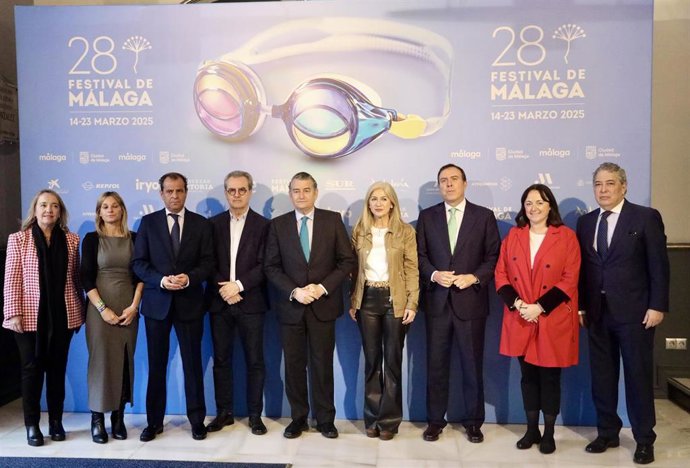 Reunión Del Clúster Audiovisual De Andalucía En El Teatro Cervantes En El Marco Del Festival De Cine
