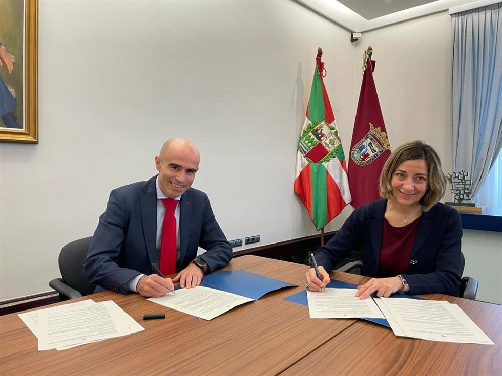 La entidad financiera aportará su experiencia en la gestión de avales y financiación
