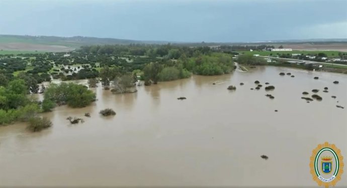 El Guadiamar a su paso por Sanlúcar la Mayor.