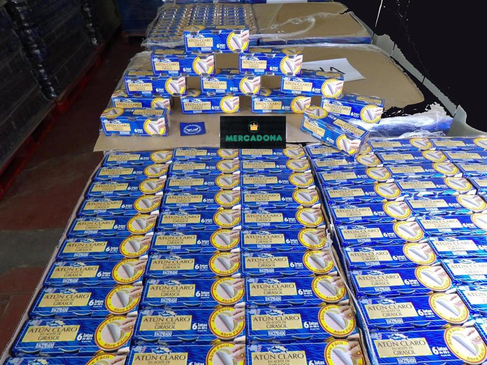 El atún en aceite donado por Mercadona al Banco de Alimentos Medina Azahara.