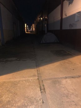 Tienda campaña para pasar la noche.