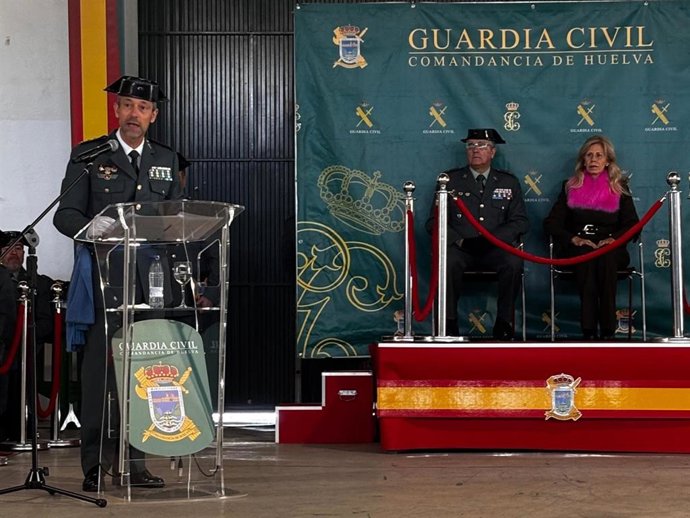 Toma de posesión de Julio Serrano como coronel jefe de la Comandancia de la Guardia Civil en Huelva.