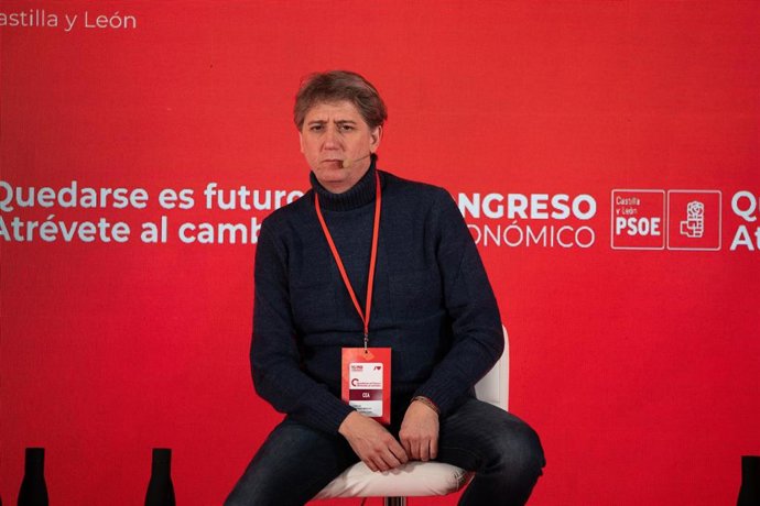 El secretario general electo del PSOECyL, Carlos Martínez, en una imagen de archivo. 