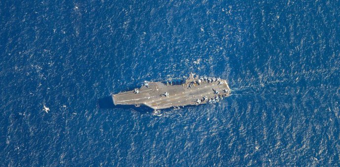 Archivo - Imagen de archivo del destructor estadounidense 'USS Gravely' en el mar Mediterráneo