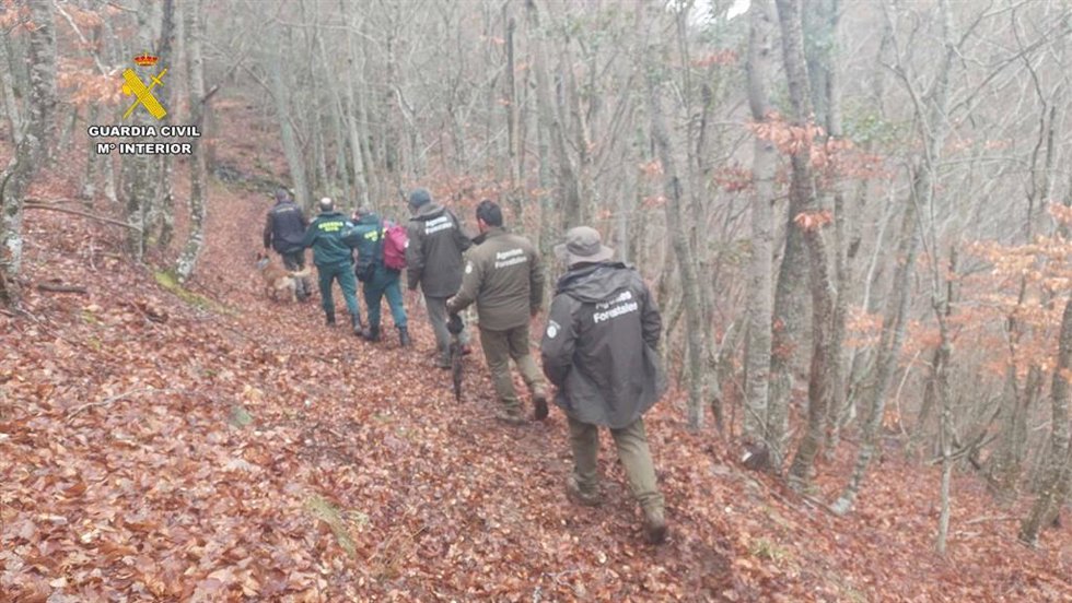 Archivo - La Guardia Civil en La Rioja intensifica los controles en la búsqueda de cebos envenenados