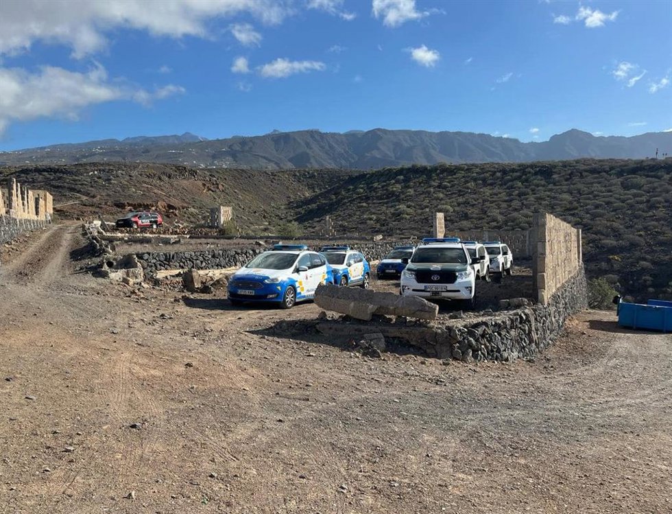 Operativo policial en La Caleta de Adeje