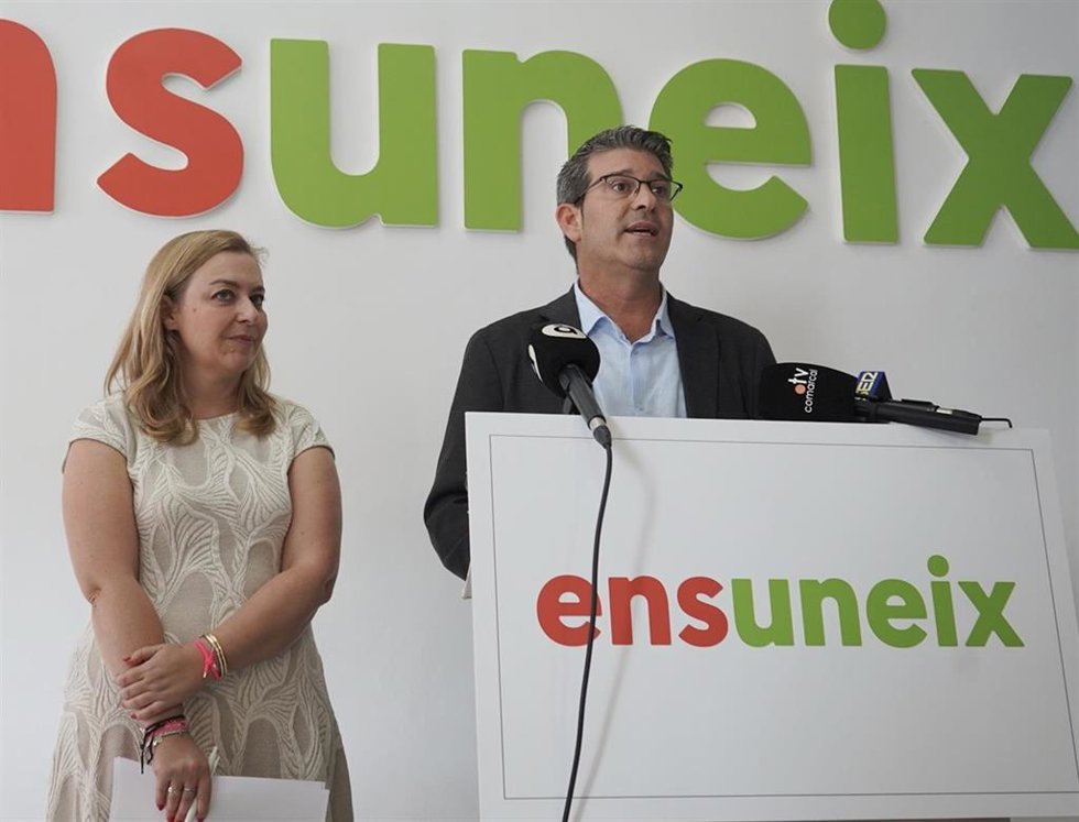 La vicepresidenta primera de la Diputación de Valencia y miembro de Ens Uneix, Natlia Enguix, y el presidente de este partido, Jorge Rodríguez, en una imagen de archivo.