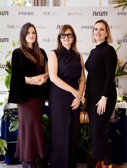 Tres hermanas Goméz-Molins