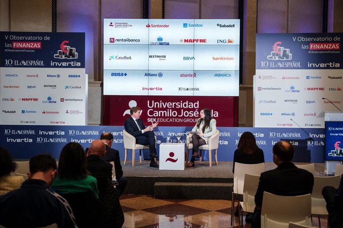 El director de Banca Minorista de BBVA en España, Gonzalo Rodríguez, interviene durante el V Observatorio de las Finanzas organizado por El Español e Invertia, a 18 de marzo de 2025, en Madrid (España).