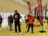 Los Chicago Bears toman Madrid por tercer año consecutivo con 'Mini Monsters' para más de 400 niños