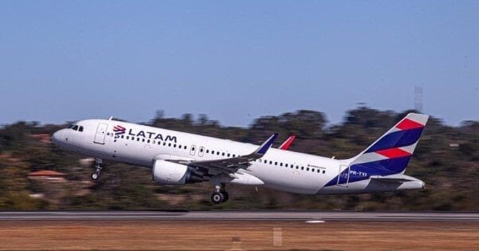 Archivo - Latam Airlines