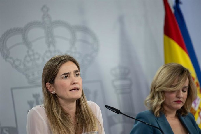 Archivo - La vicepresidenta tercera y ministra para la Transición Ecológica y el Reto Demográfico, Sara Aagesen, a 11 de febrero de 2025, en Madrid (España).