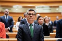 Bolaños erige a Sánchez como el presidente que más ha comparecido en el Senado