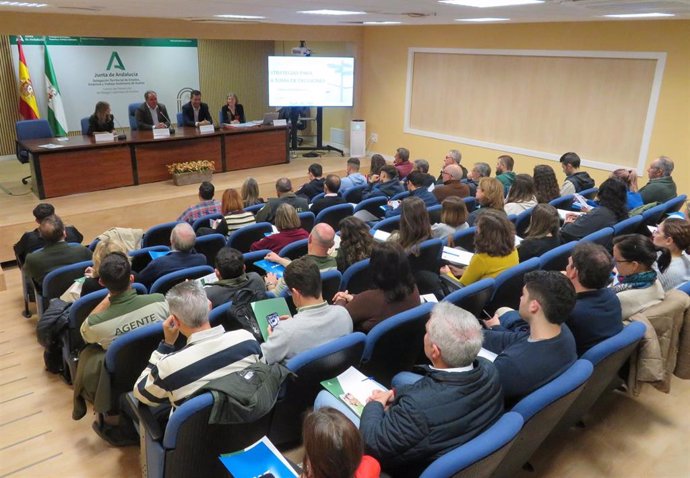 Jornada sobre el liiderazgo y el trabajo en equipo en el Centro de Prevención de Riesgos Laborales de Huelva.