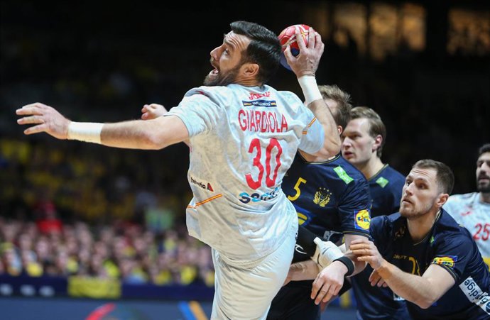 Archivo - Gedeon Guardiola Villaplana da Espanha durante o IHF Men's World Championship 2023, Placement matches 3-4, partida de handebol entre Suécia e Espanha em 29 de janeiro de 2023 na Tele2 Arena em Estocolmo, Suécia - Foto Laurent Lairys / DPPI