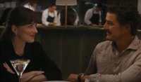 Chris Evans y Pedro Pascal luchan por Dakota Johnson en el tráiler de Materialistas