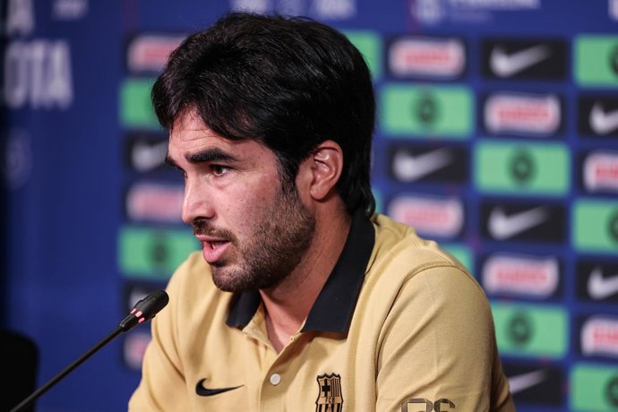 Archivo - Pere Romeu, head coach of FC Barcelona Femenino attends his press conference during the training day of FC Barcelona ahead the UEFA Women’s Champions League, football match against SKN St. Polten at Ciudad Esportiva Joan Gamper on November 11, 2