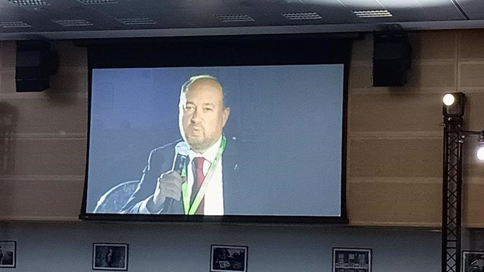 El secretario general de Universidades de la Consejería de Universidad, Investigación e Innovación, Ramón Herrera, ha participado en Bruselas en una mesa redonda dentro del Foro Anual de 'Clean Aviation'.
