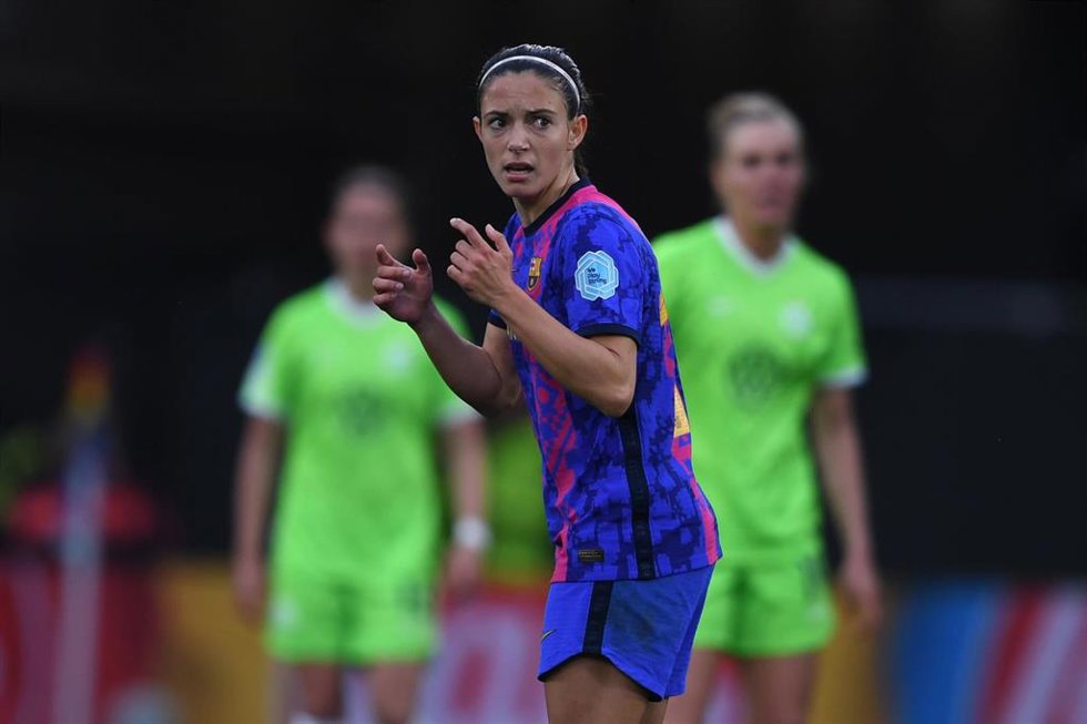 Archivo - Barcelona's Aitana Bonmati in action during the 2022 UEFA Champions League semifinal second leg soccer match between VfL Wolfsburg and FC Barcelona, at Volkswagen Arena