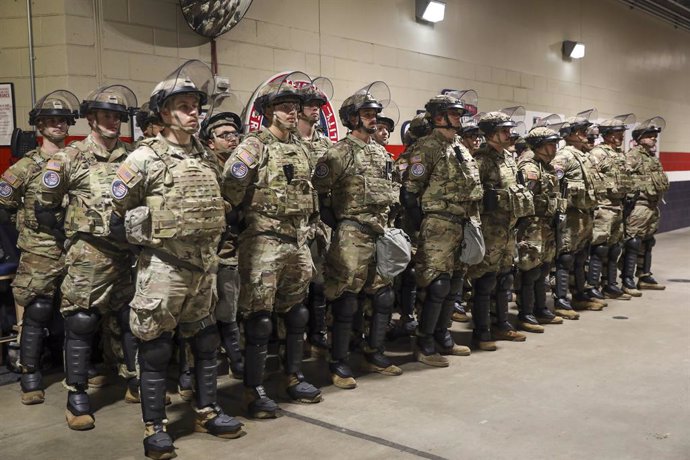 Archivo - January 19, 2025, Washington, Dc, United States of America: U.S Army soldiers with the National Guard stand at attention wearing riot gear as they preparation to secure the 60th Inauguration events, January 19, 2025 in Washington, D.C. U.S Presi