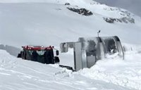Las fuertes rachas de viento impiden la apertura de la estación de esquí de Sierra Nevada