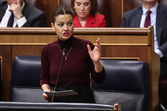 La ministra de Infancia y Juventud, Sira Rego, interviene durante una sesión de control al Gobierno, en el Congreso de los Diputados, a 19 de marzo de 2025, en Madrid (España). 