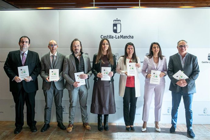 Presentación del informe 'Así es nuestra calidad de vida y felicidad social. Retos: edadismo y soledad no deseada' 2020-2024 del Observatorio de Intangibles y Calidad de Vida de la Universidad de Castilla-La Mancha (UCLM)