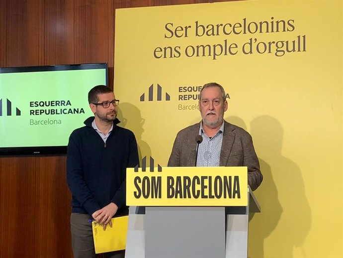 Archivo - El portaveu d'ERC a Barcelona, Jordi Castellana, i el regidor Jordi Coronas 
