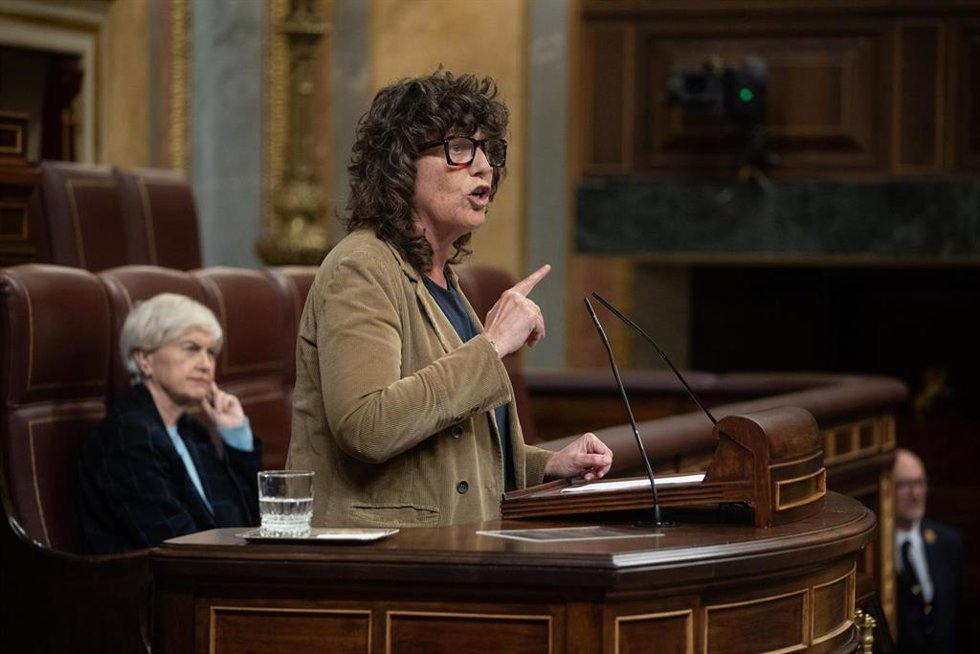 La diputada de ERC Teresa Jord interviene durante una sesión plenaria en el Congreso de los Diputados, a 18 de marzo de 2025, en Madrid (España).