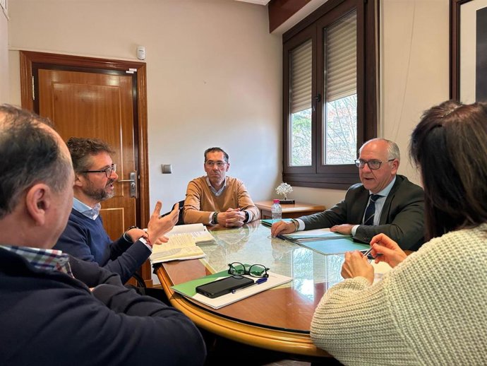 Imagen de la reunión sobre el Plan de Emergencias del municipio de Villacarrillo.