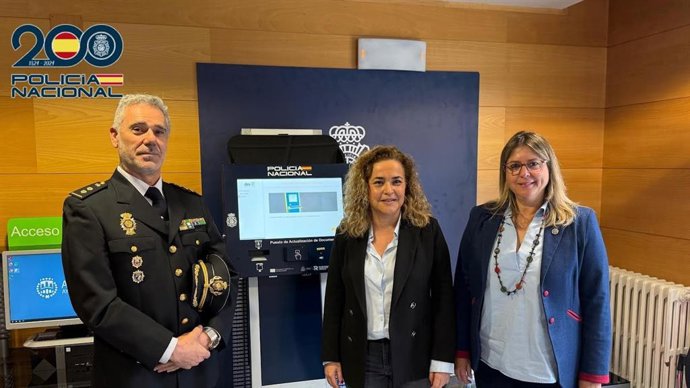La Policía Nacional inaugura un Punto de Actualización de Documentación (PAD) en Arnedo