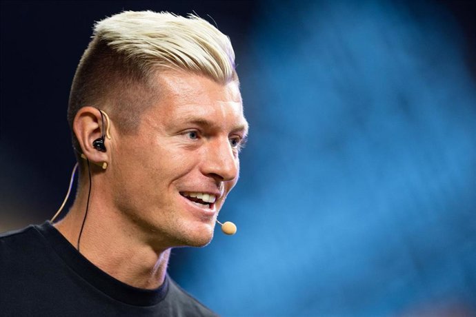 Archivo - El exfutbolista alemán Toni Kroos, fundador de la Icon League, habla durante el acto de apertura de la competición. 