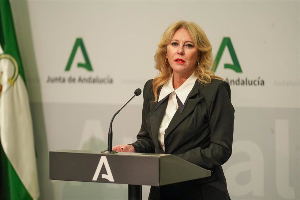 La consejera de Economía, Hacienda y Fondos Europeos y portavoz del Gobierno, Carolina España, comparece en la rueda de prensa posterior al Consejo de Gobierno. A 19 de marzo de 2025, en Sevilla (Andalucía, España). El Consejo de Gobierno de la Junta de