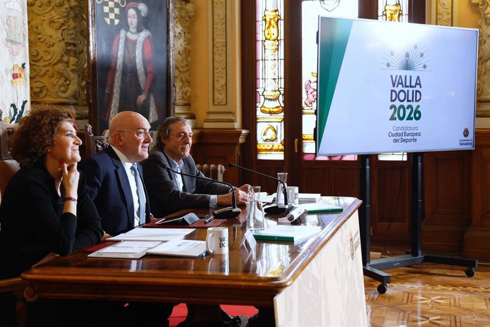 El alcalde de Valladlolid, Jesús Julio Carnero, durante la presentación de la candidatura de Valladolid como Ciudad Europea del Deporte 2026.