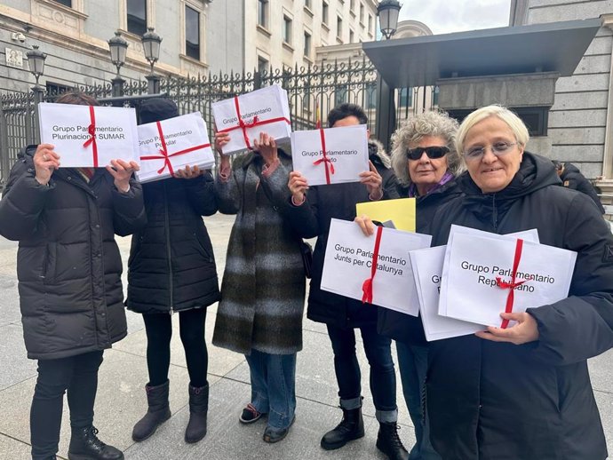 Feministas de la Alianza Contra el Borrado de las Mujeres en el Congreso de los Diputados, a 19 de marzo de 2025.