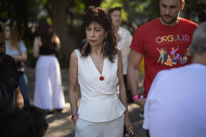 Archivo - La ministra de Igualdad, Ana Redondo, durante la manifestación estatal del Orgullo LGTBI+ 2024, a 6 de julio de 2024, en Madrid (España). 
