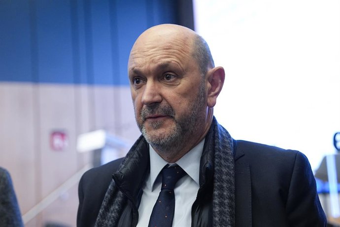 Rafael Louzan, Presidente da RFEF, durante o Desayunos Deportivos Europa Press - Javier Tebas - celebrado no Auditório Meeting Place em 24 de fevereiro de 2025, em Madri, Espanha.