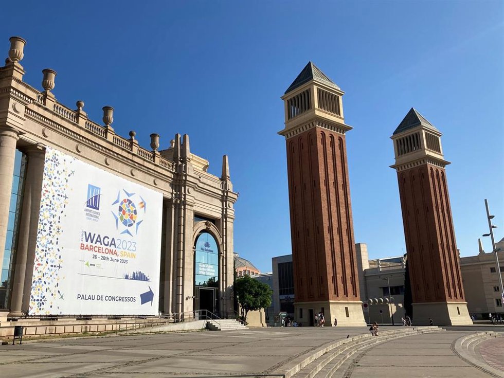 Archivo - Aena celebra en el recinto de Montjuc de Fira en Barcelona el WAGA 2023