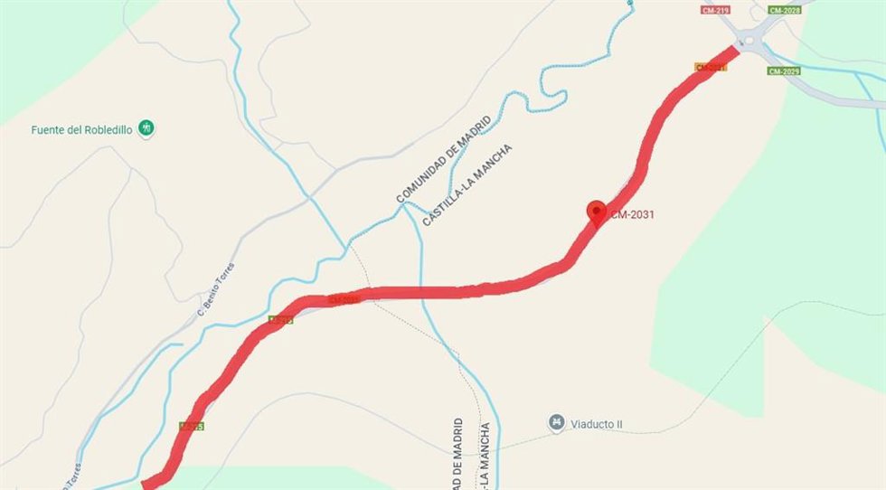 Vista del corte en la carretera CM-2031 en Mondéjar