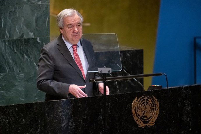 NAES UNIDAS, 11 de maro de 2025 -- O Secretário-Geral da ONU, Antonio Guterres, discursa na abertura da 69 sesso da Comisso sobre o Status da Mulher na sede da ONU em Nova York, em 10 de maro de 2025.