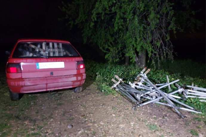 Coche donde habían guardado los aspersores