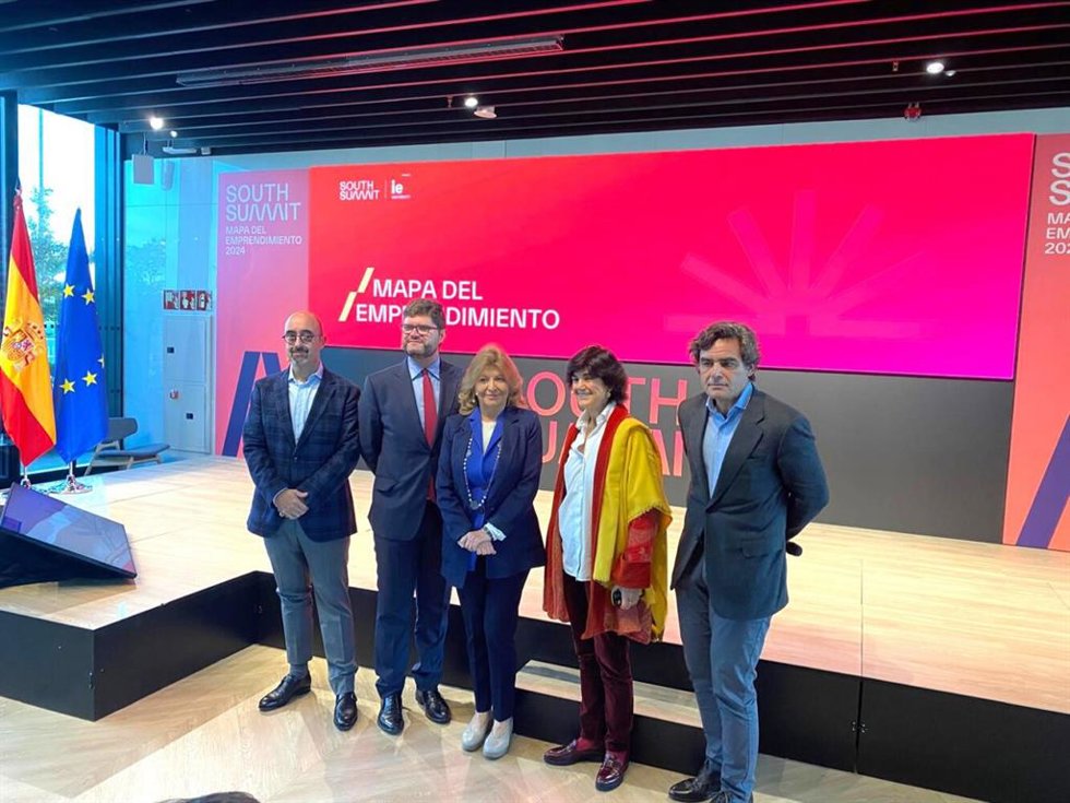 Archivo - Foto familia de la presentación del Mapa del Emprendimiento 2024 de South Summit