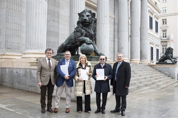 O CGCOO registra no Congresso sua proposta de Lei de Saúde Ocular que garantirá o atendimento à população.