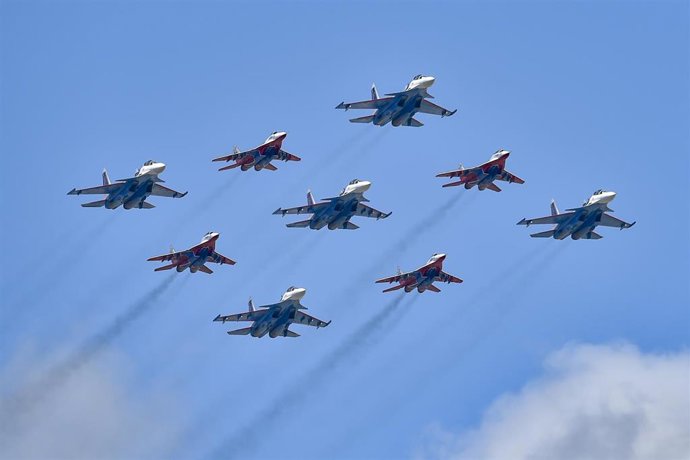 Archivo - Imagen de archivo de cazas de la Fuerza Aérea de Rusia.