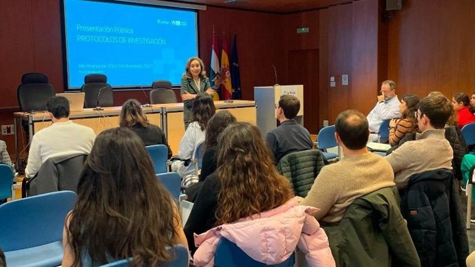 Un total de 43 residentes de promociones MIR 2022 y EIR 2023 presentan sus protocolos de investigación en Ciencias Salud