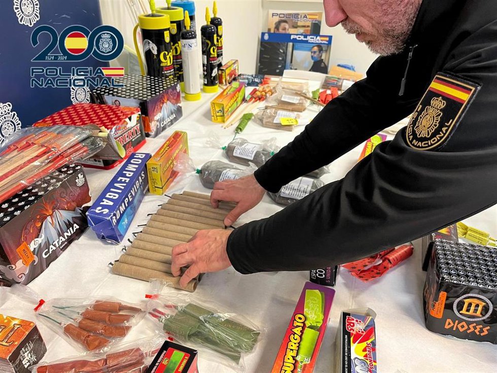 Material intervenido por la Policía