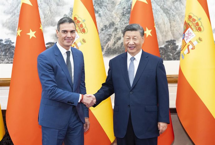 Archivo - BEIJING, 9 de setembro de 2024 -- O presidente chins Xi Jinping se reúne com o primeiro-ministro espanhol Pedro Sanchez, que está em uma visita oficial  China, na Diaoyutai State Guesthouse em Pequim, capital da China, em 9 de setembro de 20